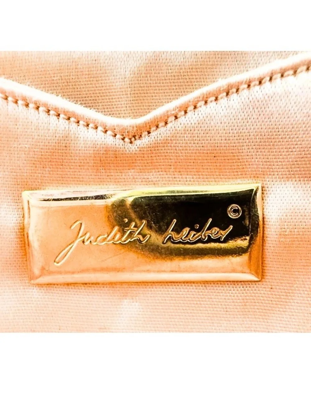 ✨ RARE ARCHIVAL PIECE ✨ Authentic Vintage 1980s Judith Leiber Lizard Skin Clutch